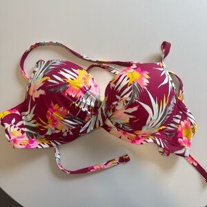 Shade & Shore Berry Pink Tropical Underwire Bikini Top